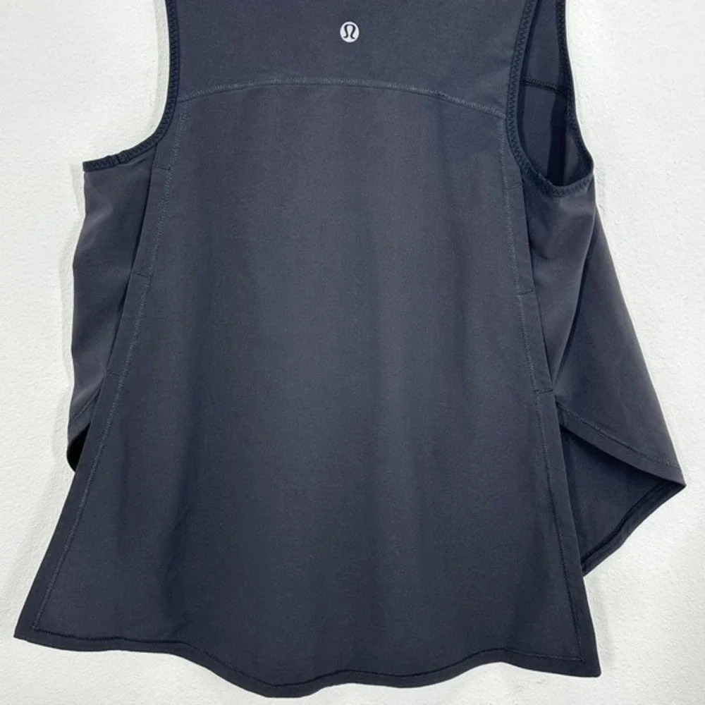 Lululemon Size 4 Tank Black Asymmetrical Hem Tank Top‎ Athleisure Workout Yoga